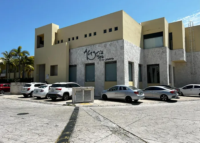 Lagoonfront With Pool And Access * Puerto Aventuras