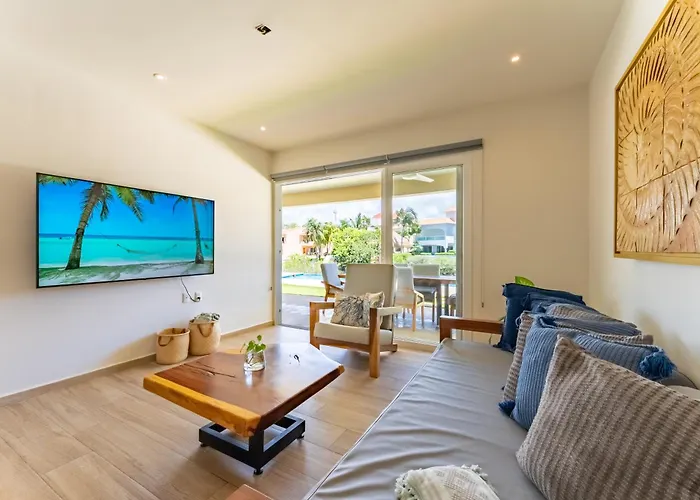 Lagoonfront With Pool And Access Apartment