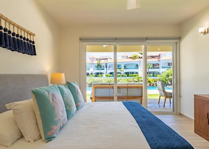 Apartment Lagoonfront With Pool And Access