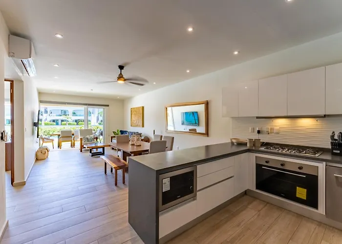 Lagoonfront With Pool And Access Apartment