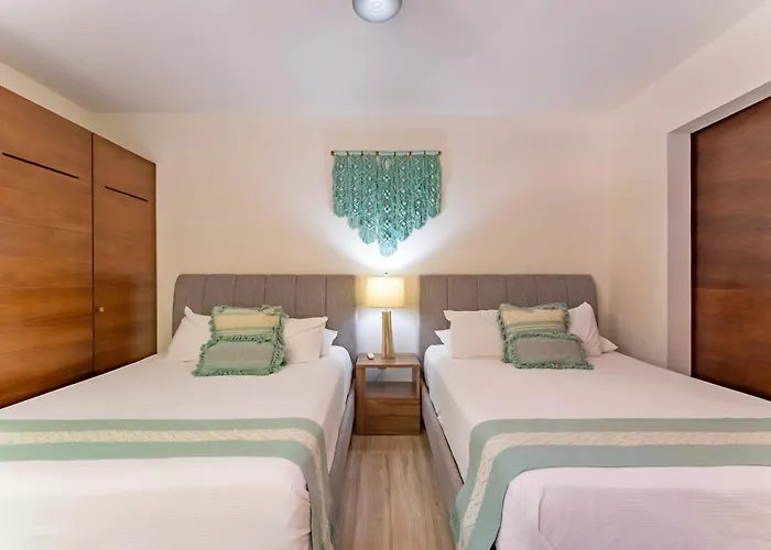 Apartment Lagoonfront With Pool And Access *