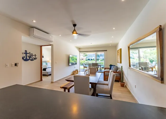 Lagoonfront With Pool And Access *