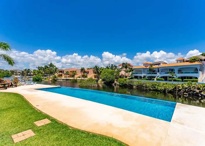 Lagoonfront With Pool And Access Apartment *